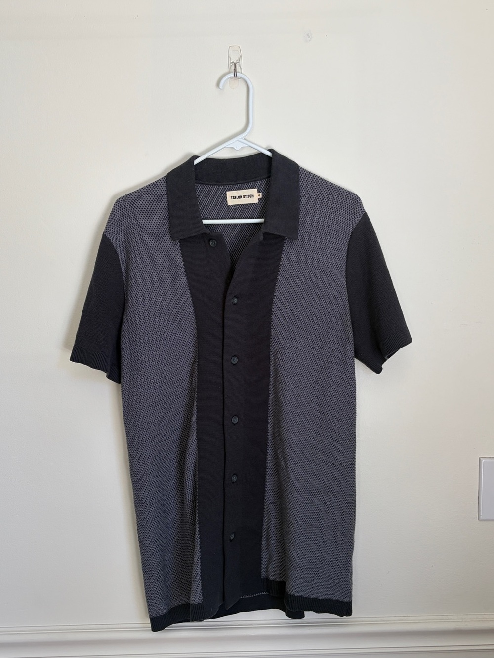 Taylor Stitch Two-Tone Short Sleeve Button-Down Shirt in Charcoal and Black
